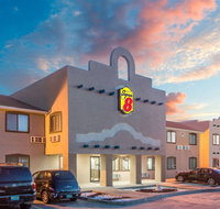 Super 8 by Wyndham Fort Sumner - Orlando Tourists