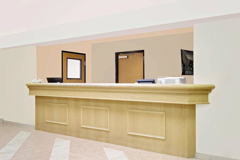 Super 8 By Wyndham Battle Mountain - thumb 2