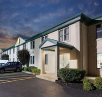 Super 8 by Wyndham Harrisburg Hershey West - Orlando Tourists