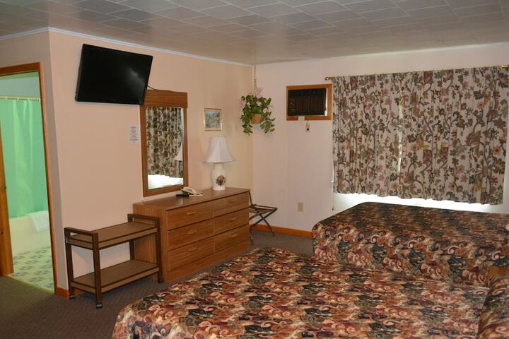 The Village Motel - thumb 6