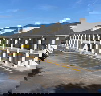 Super 8 by Wyndham Orangeburg North - Orlando Tourists