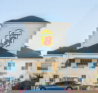 Super 8 by Wyndham Harrisburg Hershey North - Orlando Tourists