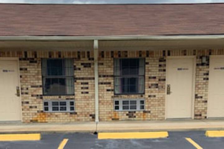 Luxury Inn & Suites Forrest City - thumb 0