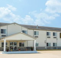 Super 8 by Wyndham Sweet Springs - Orlando Tourists