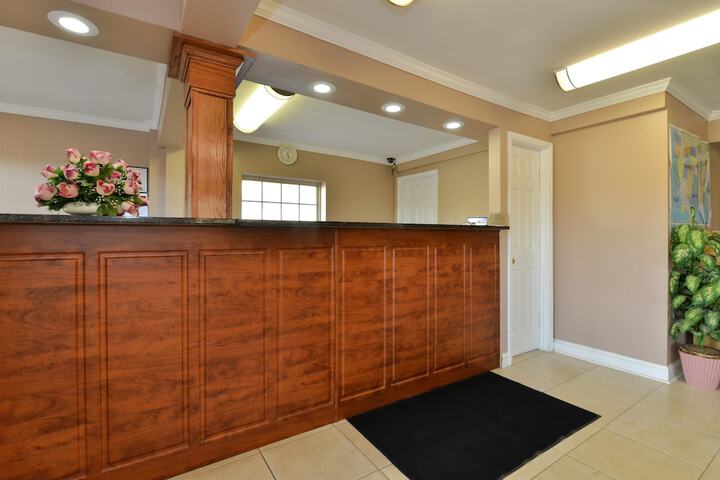 Americas Best Value Inn Cartersville - thumb 3