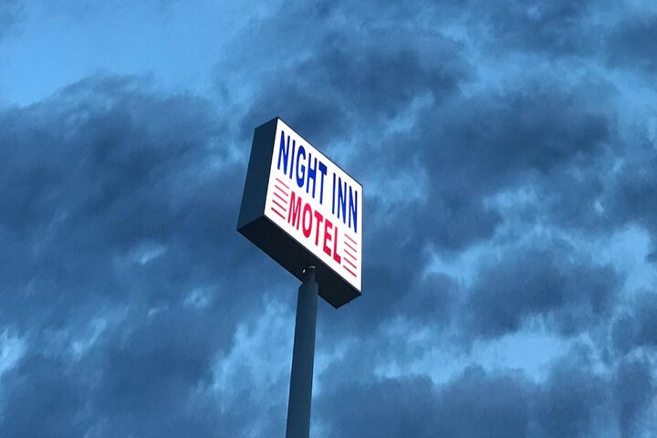 Night Inn - thumb 4