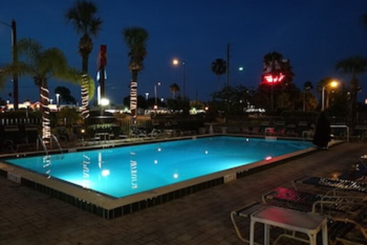 Golden Link Resort Motel - thumb 0