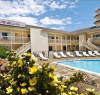 A Wave Inn - Orlando Tourists