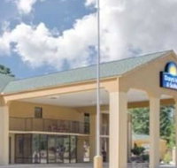 Days Inn by Wyndham Andalusia - Orlando Tourists