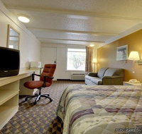 Rodeway Inn  Suites - Orlando Tourists