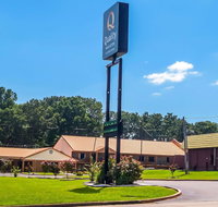Quality Inn  Suites Corinth West - Orlando Tourists