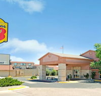 Super 8 by Wyndham Belen NM - Orlando Tourists