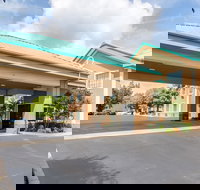 Quality Inn  Suites - Orlando Tourists