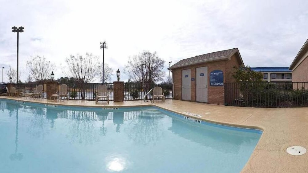 Holiday Inn Express & Suites Byron, An IHG Hotel - thumb 4