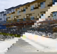 Holiday Inn Express Hotel  Suites Belgrade an IHG Hotel - Orlando Tourists