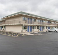 Motel 6 Kansas City, MO - Airport - Orlando Tourists