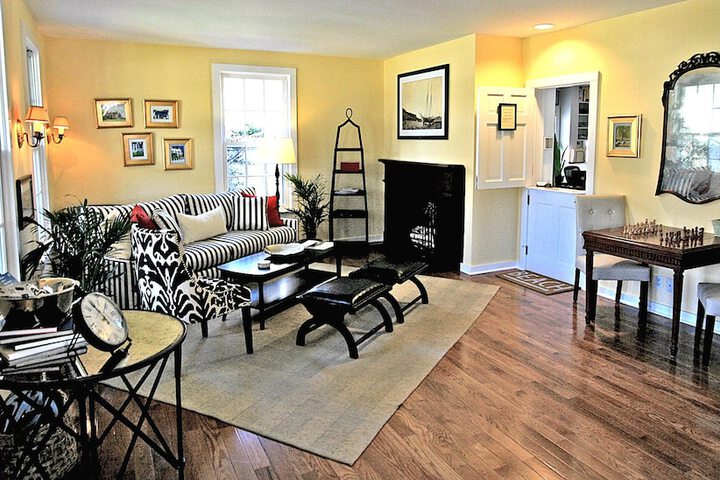 The Hedges Inn - thumb 1