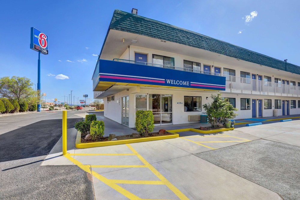 Motel 6 Grants, NM - thumb 2