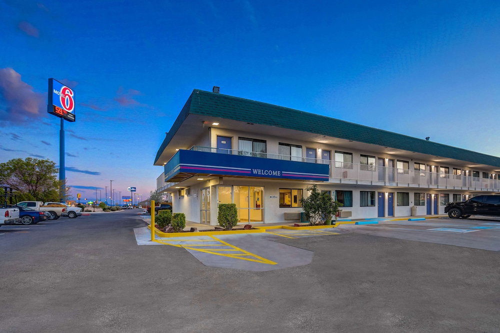 Motel 6 Grants, NM - thumb 1