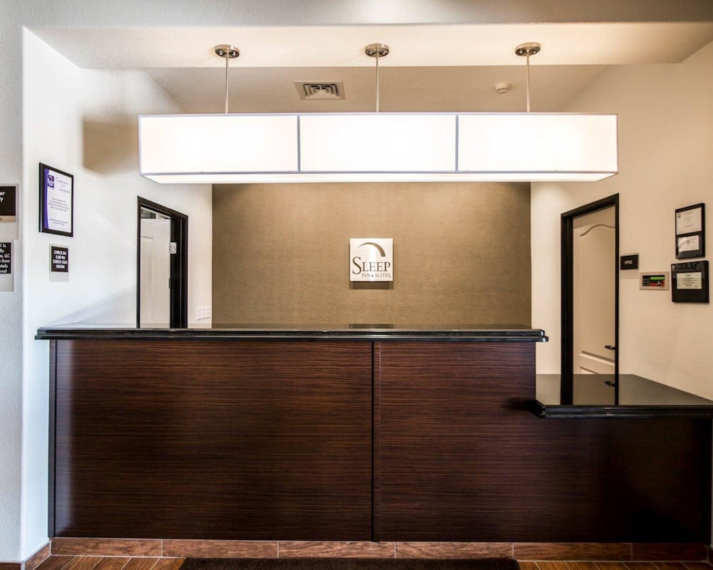 Sleep Inn & Suites & Conference Center - thumb 2