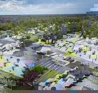 Club Naples RV Resort - Orlando Tourists