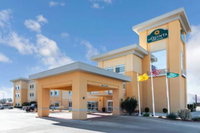 La Quinta Inn  Suites by Wyndham Artesia