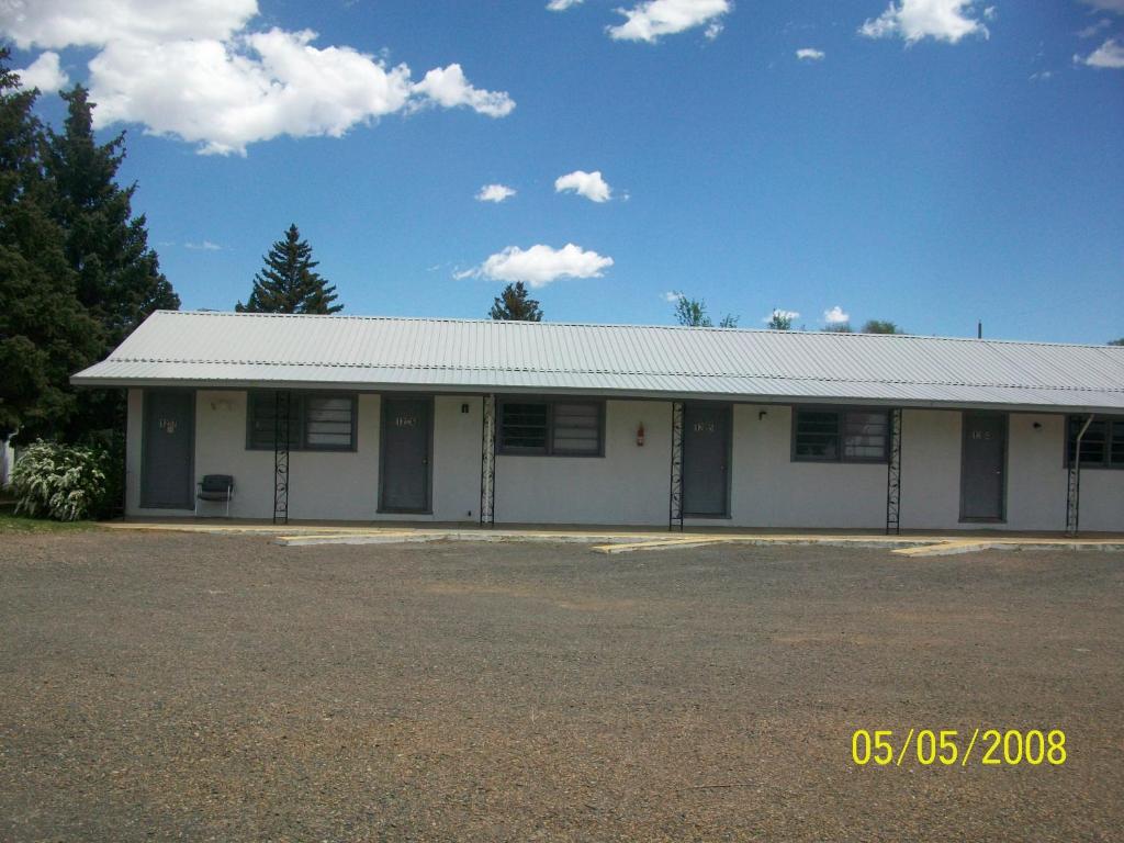 Clayton Motel - thumb 3