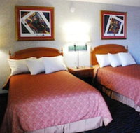 Chief Motel - Orlando Tourists