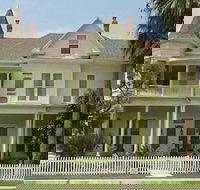 Angel Rose Bed  Breakfast - Orlando Tourists