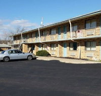 4 Acre Motel - Orlando Tourists