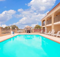 Days Inn by Wyndham Dumas - Orlando Tourists