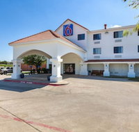 Motel 6 Bedford, TX - Fort Worth - Orlando Tourists