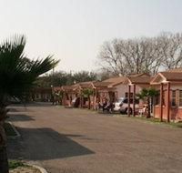 Bayfront Cottages - Orlando Tourists