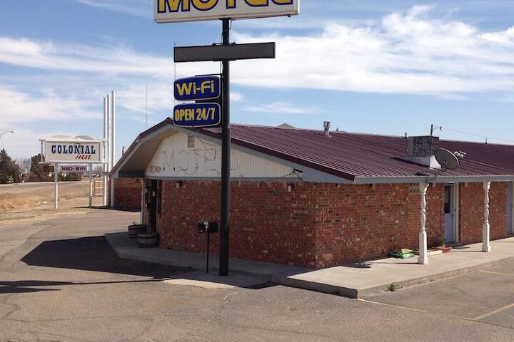 Colonial Inn - thumb 2