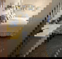 Hickory House Inn - Orlando Tourists