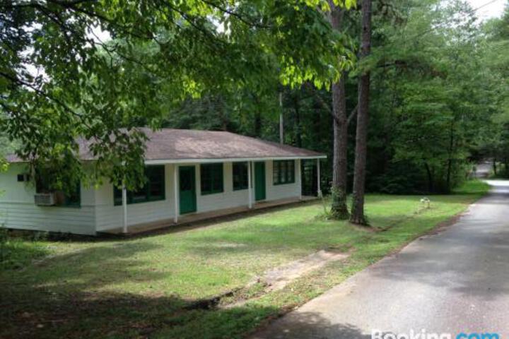 Lakeside Inn - thumb 4