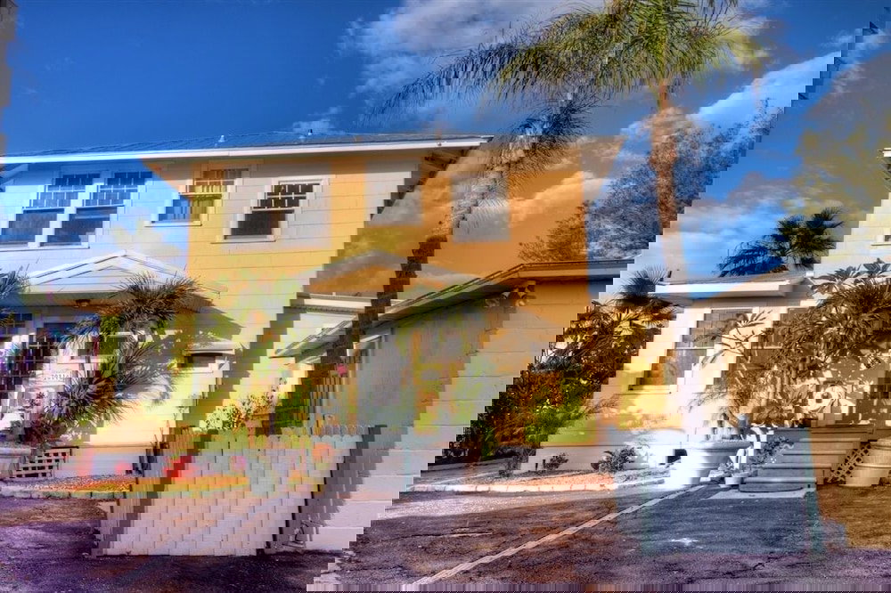 Sun N Fun Beachfront Vacation Rentals - thumb 3