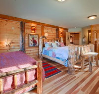 Macker's Cabin by JHRL - Orlando Tourists