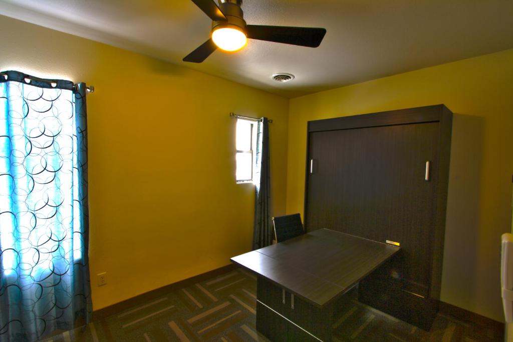 City Loft Apartments - thumb 3