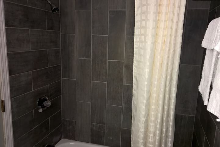 Economy Inn Motel - thumb 3