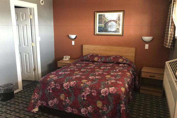 Economy Inn Motel - thumb 6