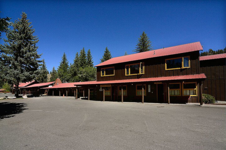 Harmel's Ranch Resort - thumb 6