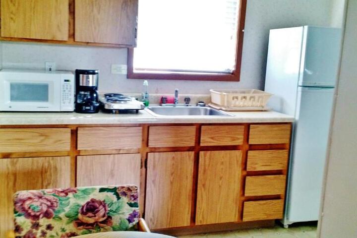 East Glacier Motel & Cabins - thumb 5