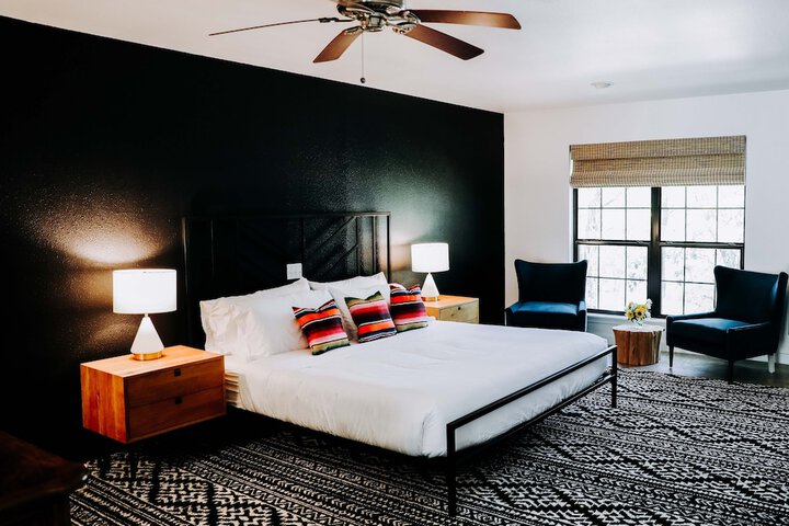 Wimberley Inn - thumb 7