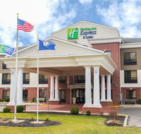 Holiday Inn Express  Suites Ashland an IHG Hotel - Orlando Tourists