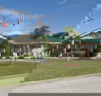 Majestic Oaks RV Resort - Orlando Tourists