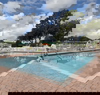 Sweetwater RV Resort - Orlando Tourists