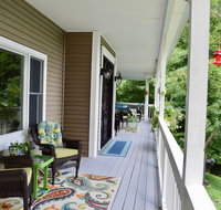 Bald Mountain House Inn at the Wolf Laurel Resort - Orlando Tourists