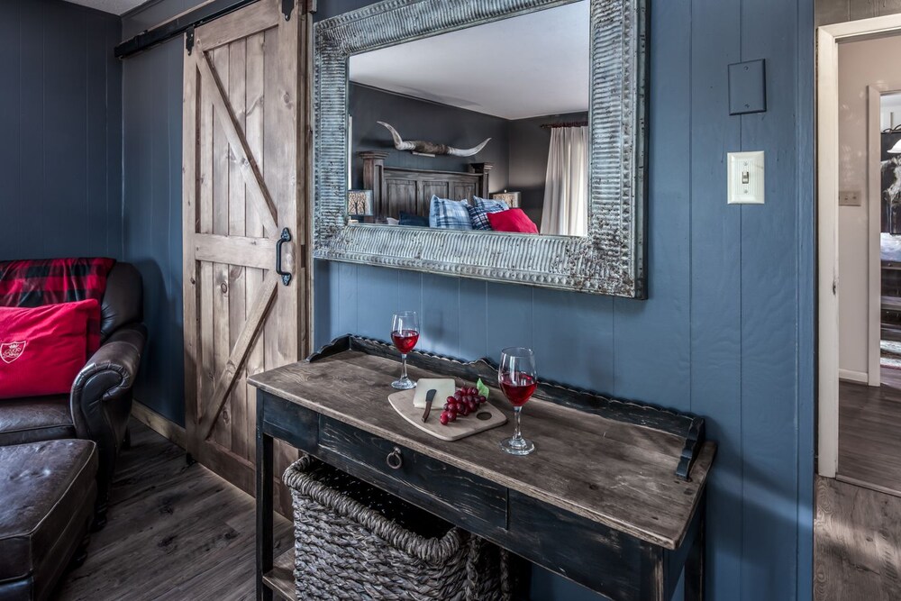 1 High Mesa - Five Bedroom Cabin - thumb 2