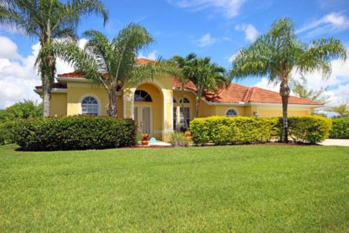 Waterfront Villa SW Cape ID1717 - thumb 0